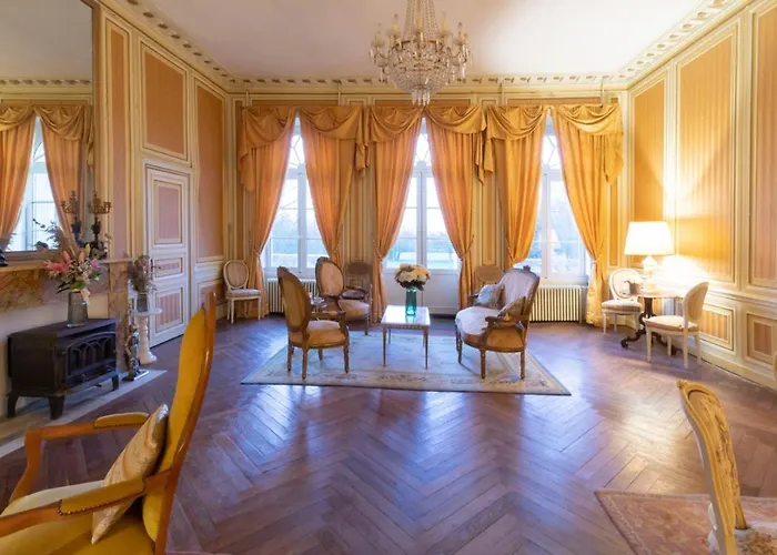 Chateau Du Hallay
