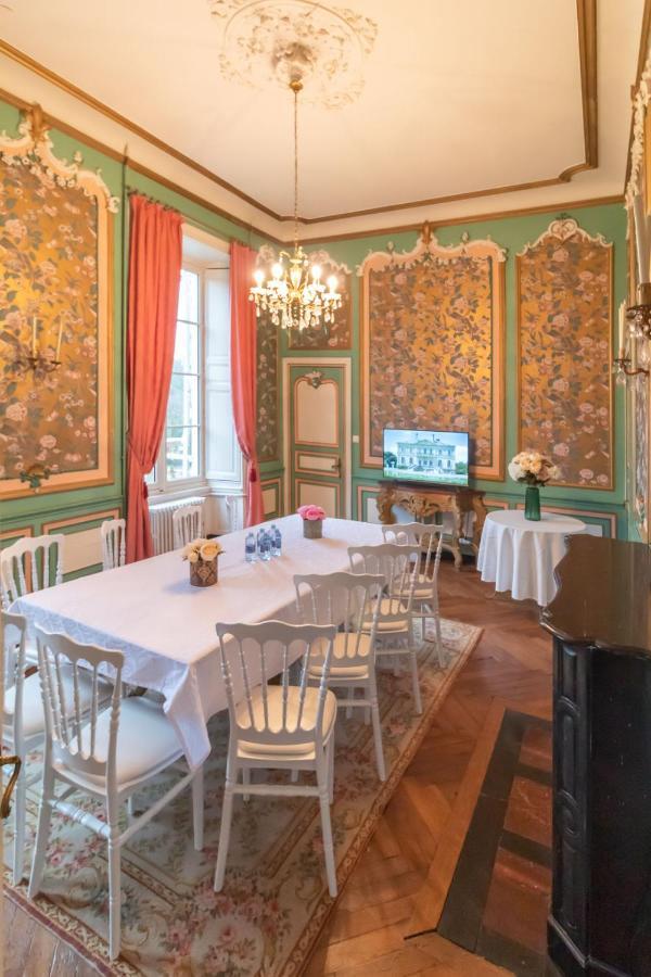 Chateau Du Hallay *